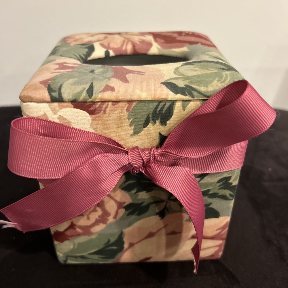 Croscill Rose Arbor Tissue Cover Pink Burgundy Green White Floral Square